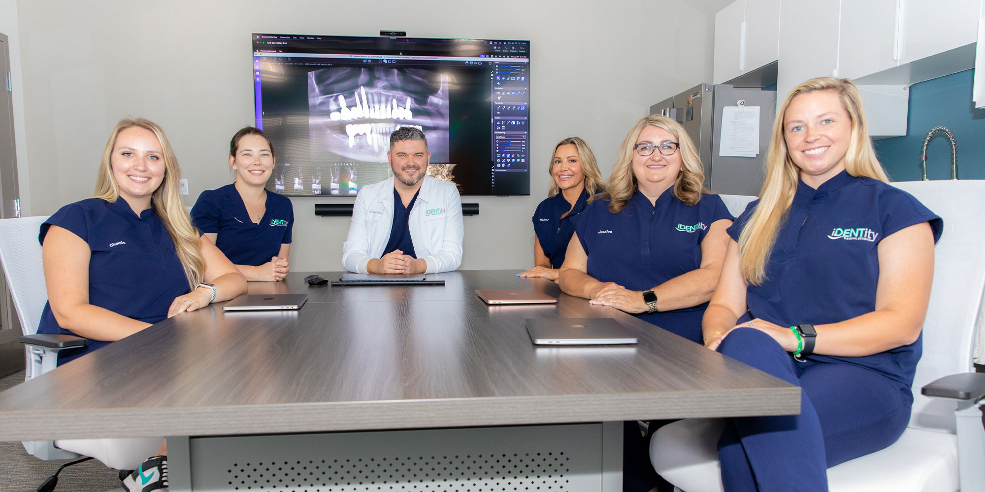 iDENTity Dental Studio